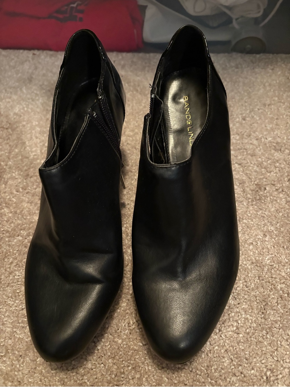 Bandolino Black Leather Pointed Ankle Booties